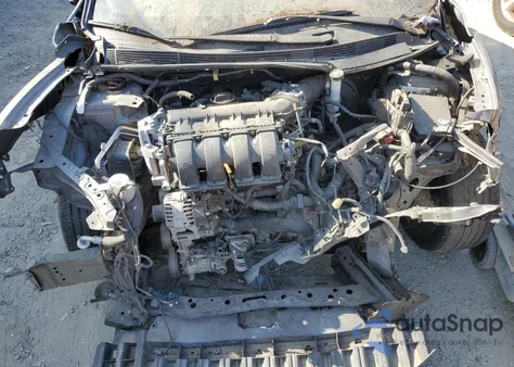 2015 Nissan Sentra S z USA, uszkodzony, nr VIN 3N1AB7AP7FY237556